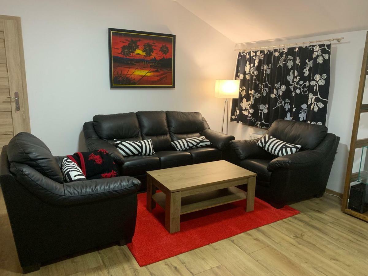 Apartamenty Podwarszawskie Stara Wies  ภายนอก รูปภาพ