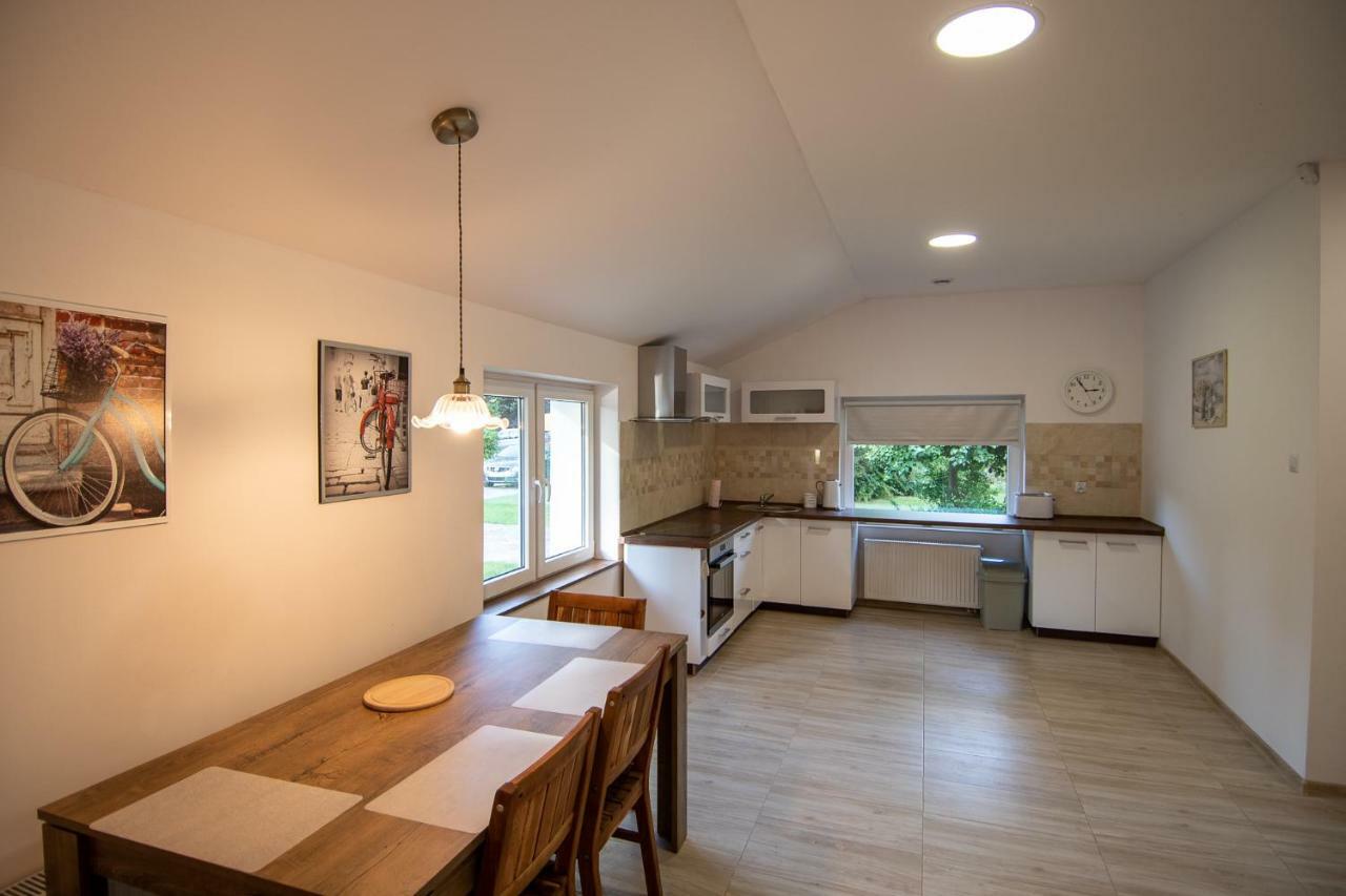 Apartamenty Podwarszawskie Stara Wies  ภายนอก รูปภาพ