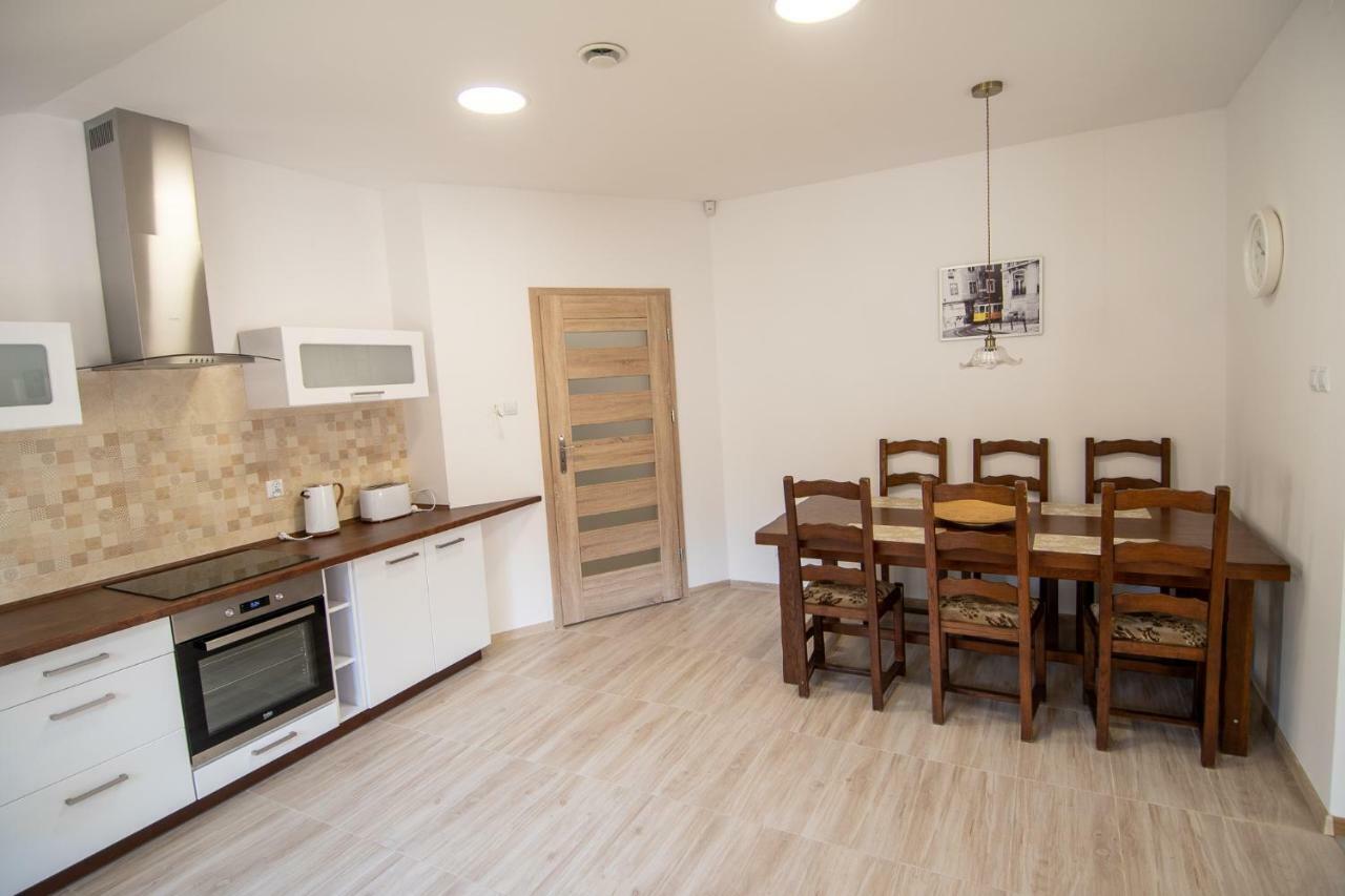 Apartamenty Podwarszawskie Stara Wies  ภายนอก รูปภาพ