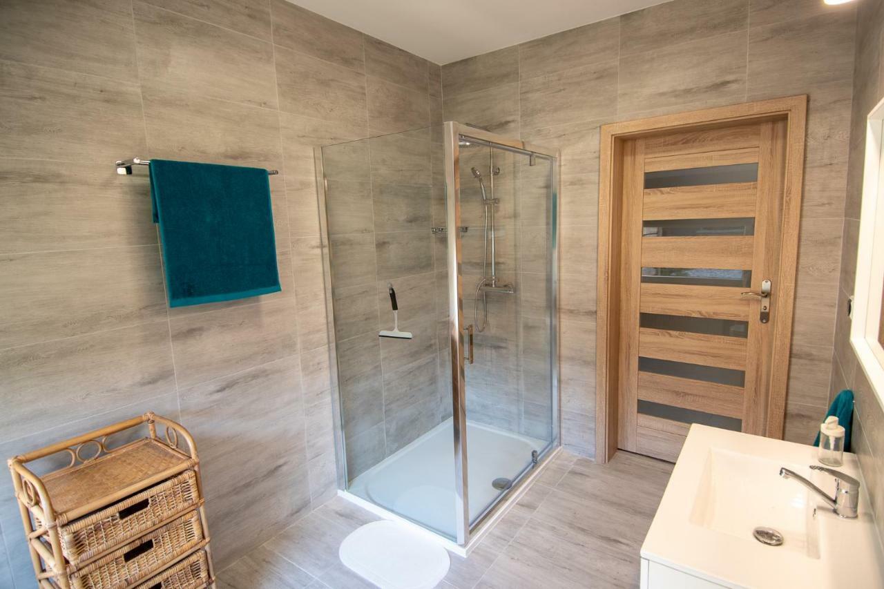 Apartamenty Podwarszawskie Stara Wies  ภายนอก รูปภาพ